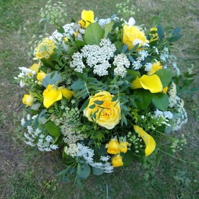 Yellow posy arrangement