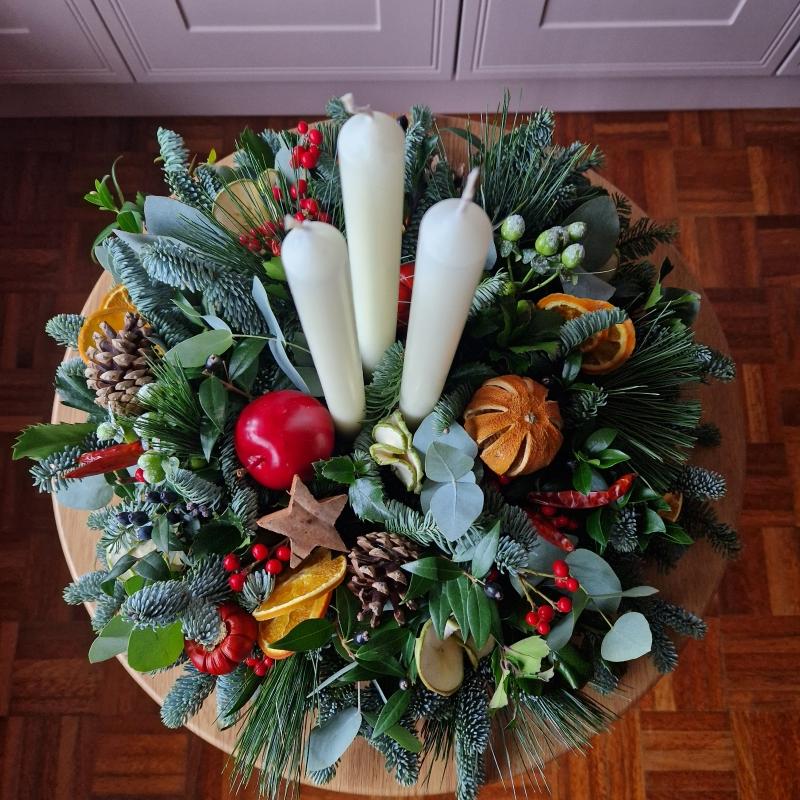 Sugar and Spice Table Arrangement