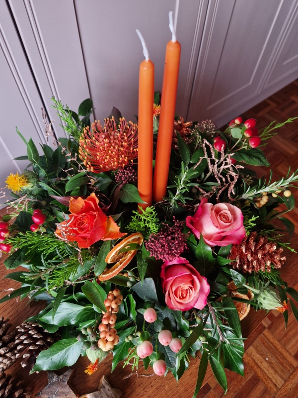 Folkington Table Arrangement