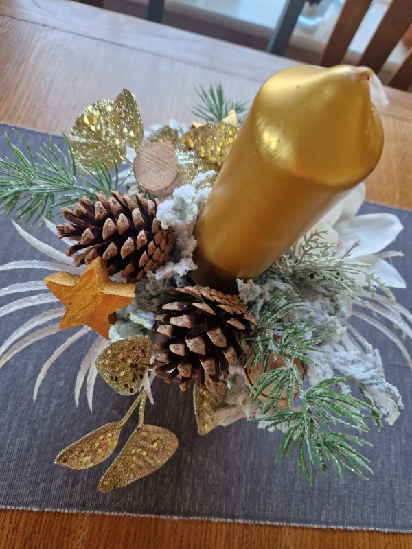 Gold Star Faux Arrangement