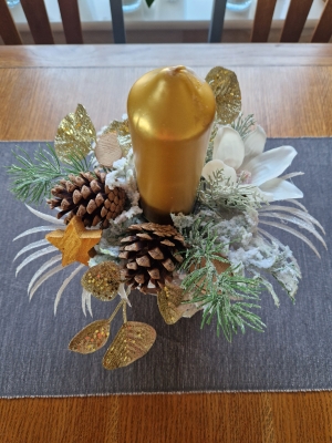 Gold Star Faux Arrangement