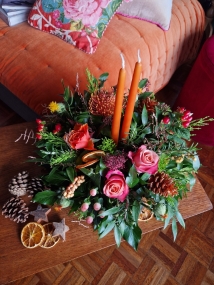 Folkington Table Arrangement